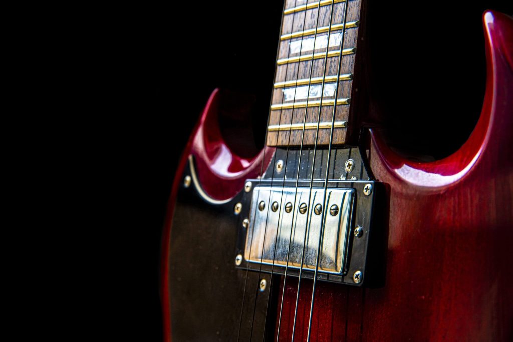 Tonabnehmer einer Gibson SG E-Gitarre